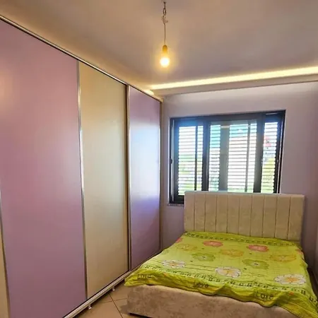 Lukas Apartment Tirana